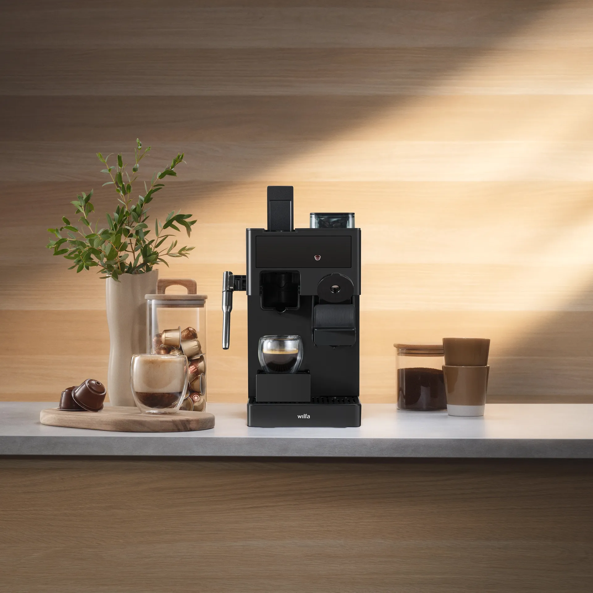 Wilfa Volo monitoimimylly kapselikeitin, Musta, 1,7 l Wilfa