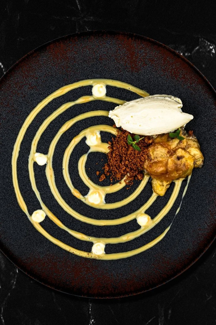 Anna suosikkiharrastuskokillesi Plate-it-puristuspullot, joiden avulla on helppo luoda kauniisti katettuja lautasia tai annostella taikinaa täydellisesti.