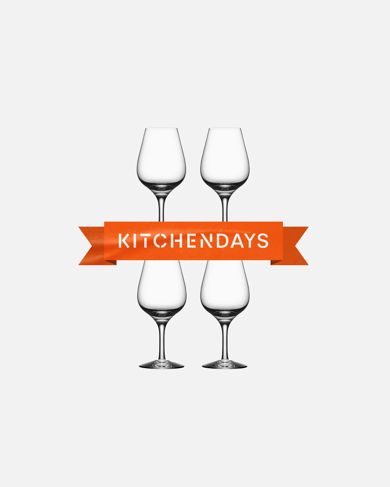 Neljä tyhjää viinilasia aseteltuna neliöön, keskellä oranssi banneri tekstillä "KITCHENDAYS".