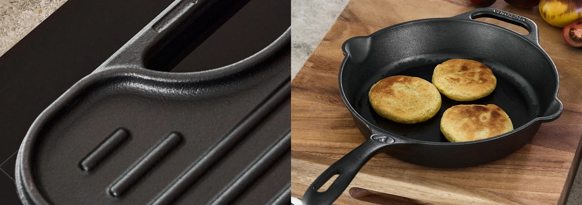 Vasen: Lähikuva mustasta valurautaisesta grillipuristimesta, jossa on uria. Oikea: Valurautainen paistinpannu, jossa kolme kullanruskeaa rieskaa puualustalla.